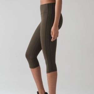 Lululemon Squad Goals Crop Pant